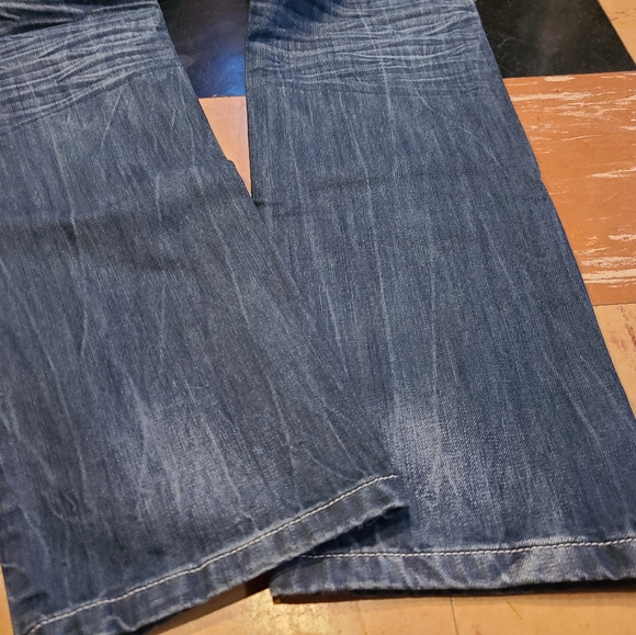 Twenty One men denim jeans. Distressed size 34 X 34 EUC - Picture 4 of 13